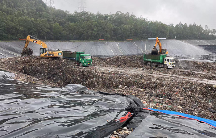 中心基地填埋场（开挖中）_副本.jpg